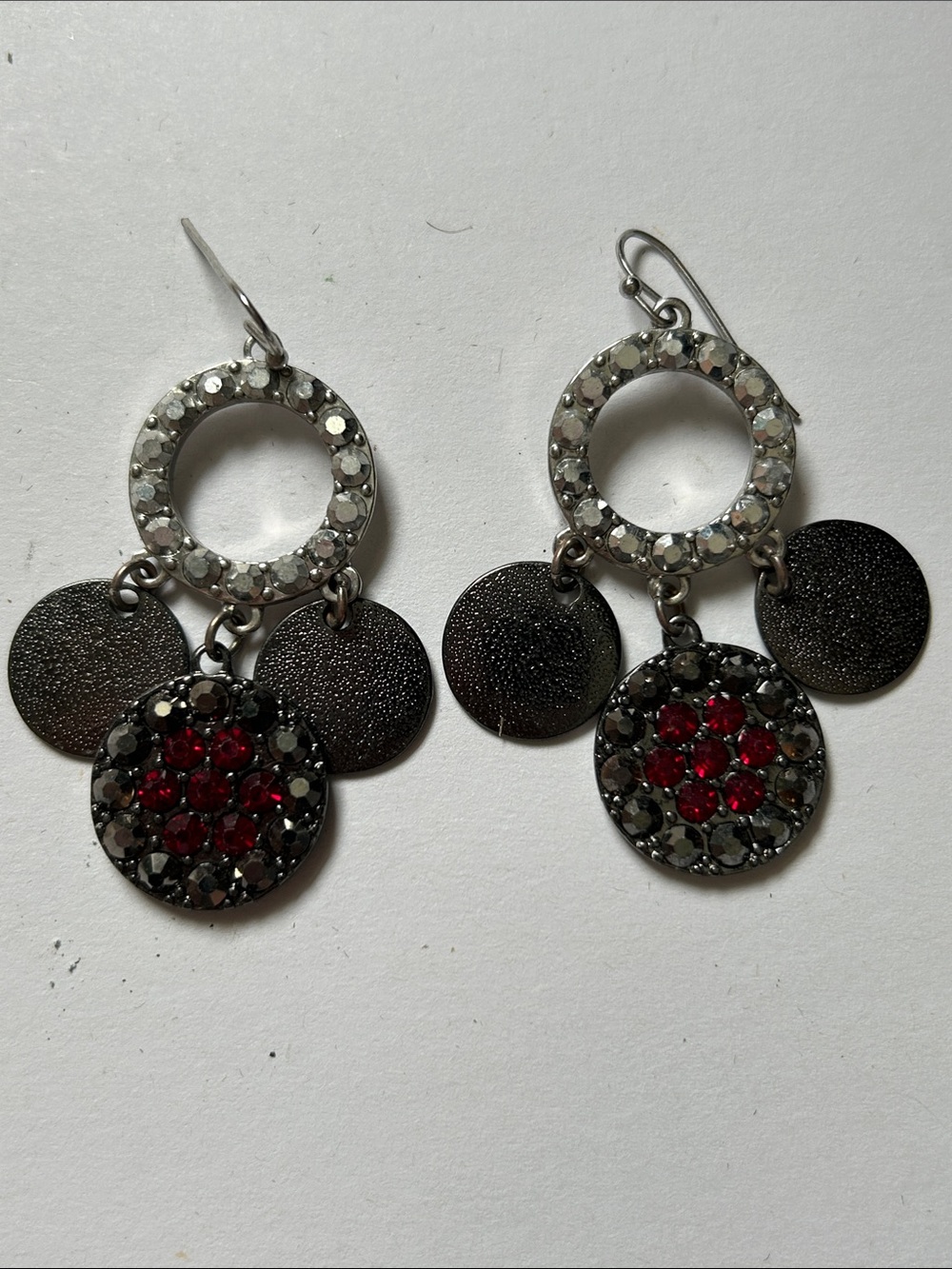 Red Crystal Circle Drop Earrings - Unbranded j36